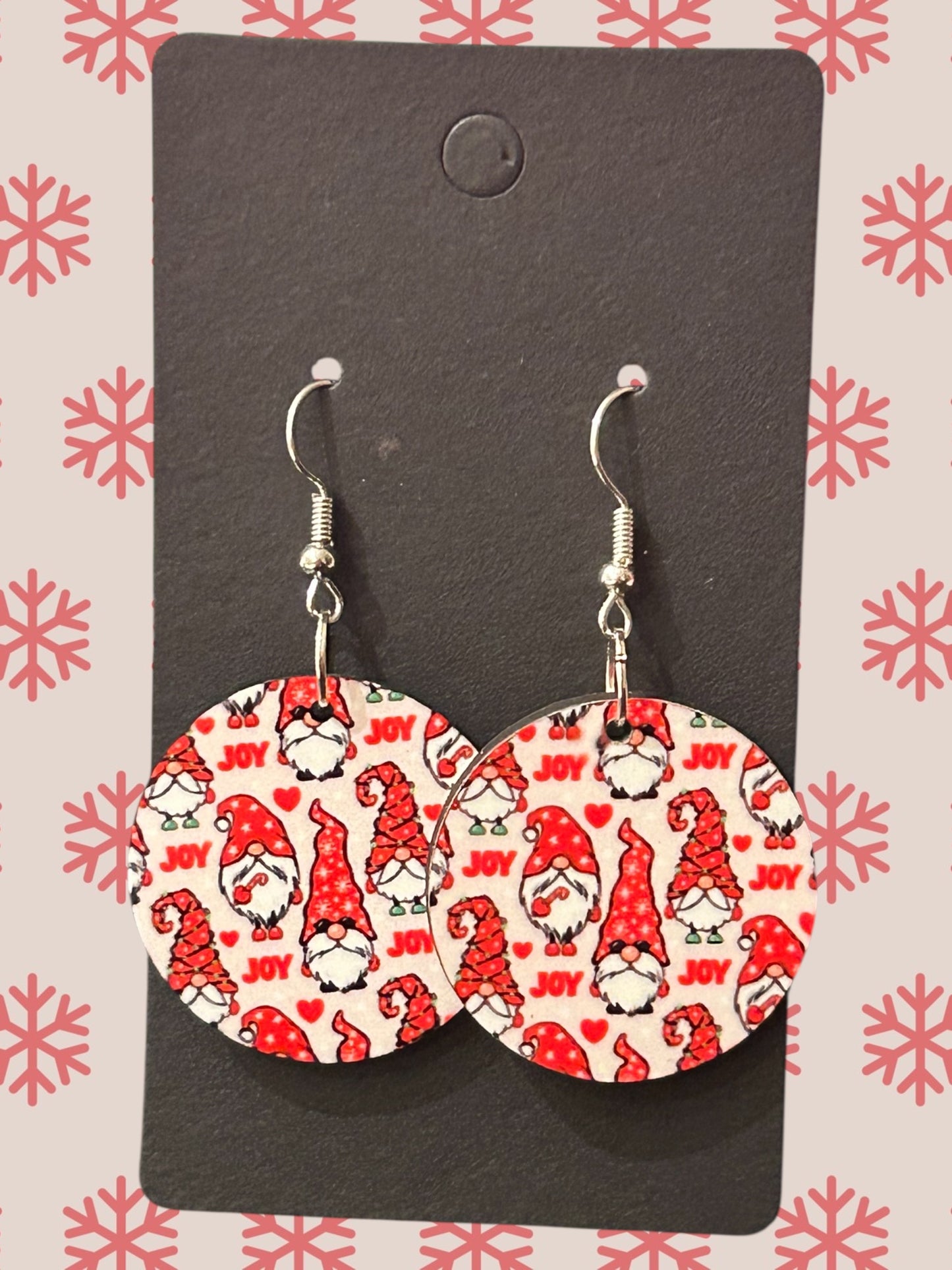 Joy gnomes round earrings