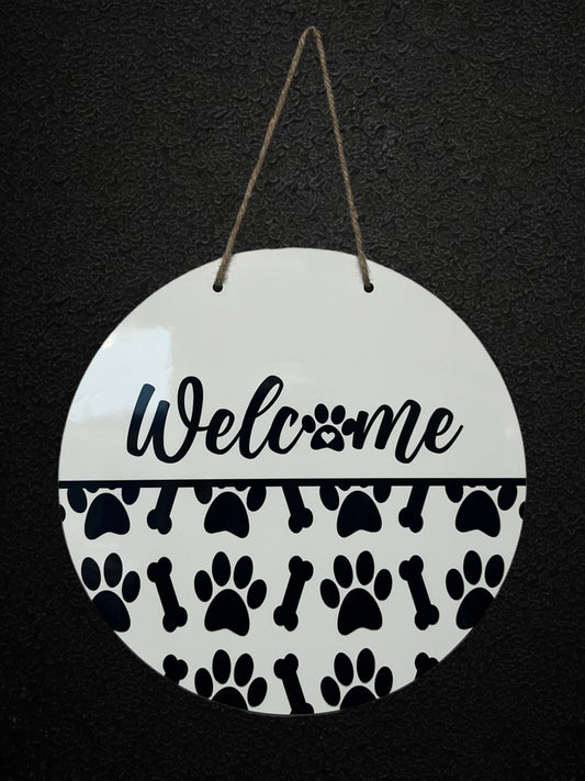 Welcome dogs 10in round sign