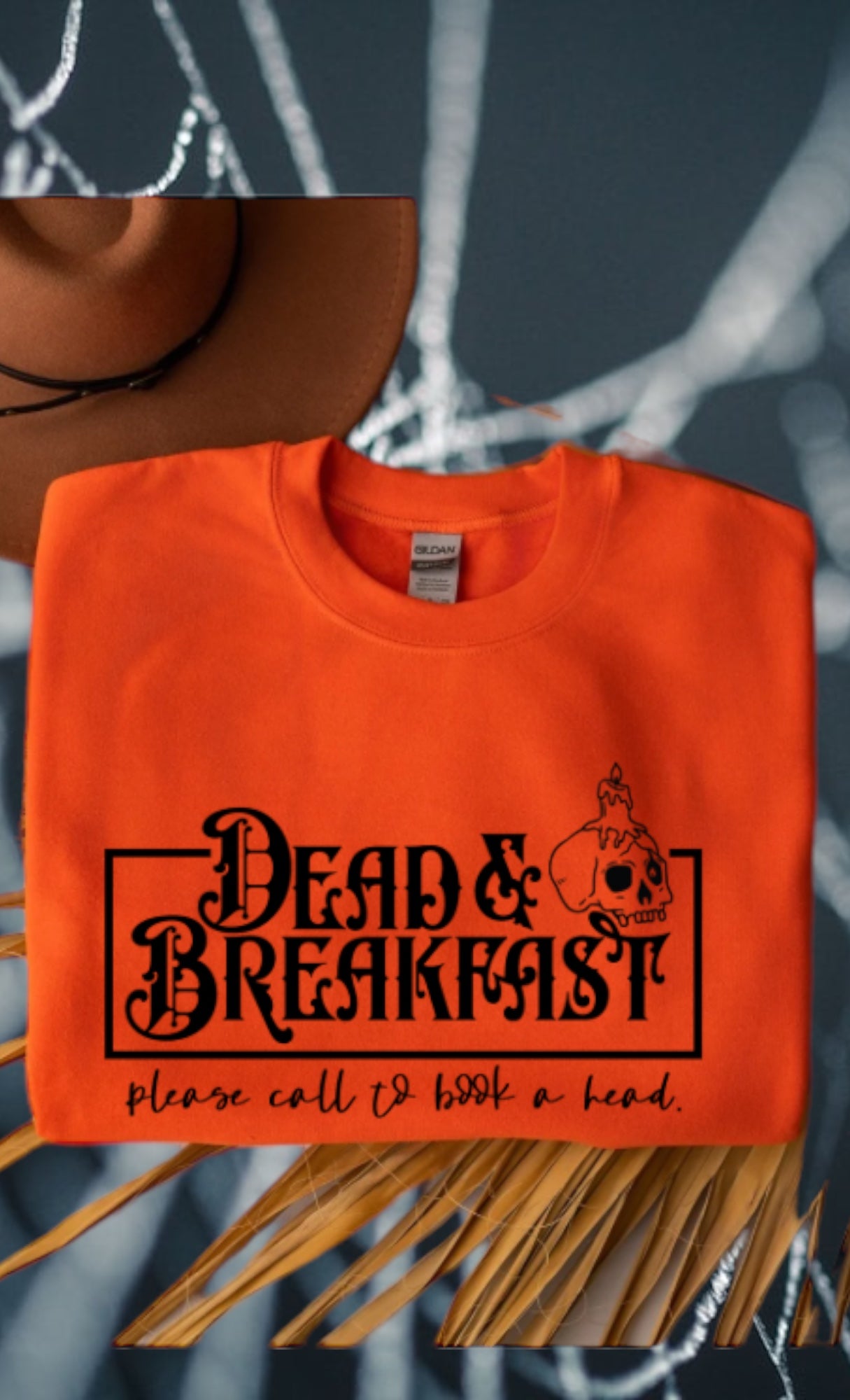 Dead & breakfast crewneck