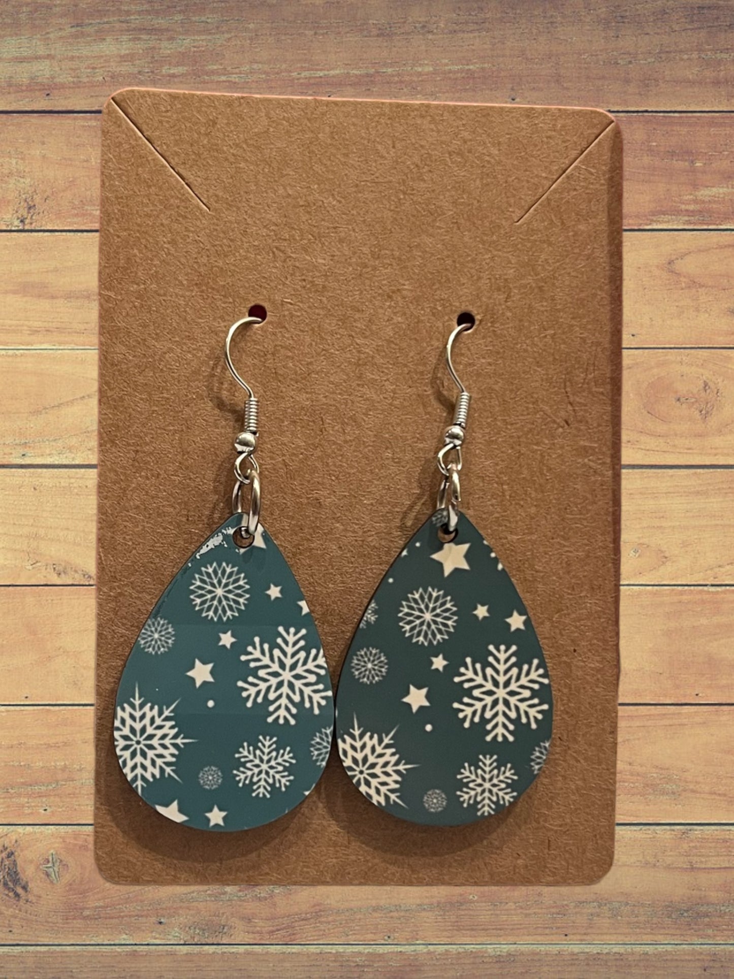 Green with white snowflakes teardrop earrings