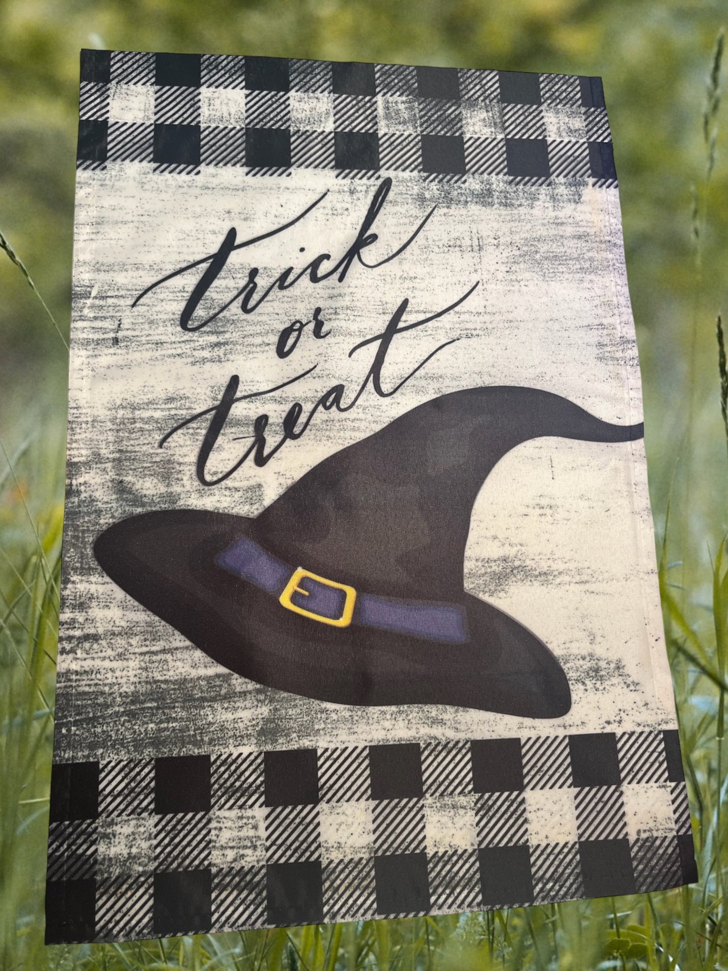 Trick or treat 12x18 garden flag