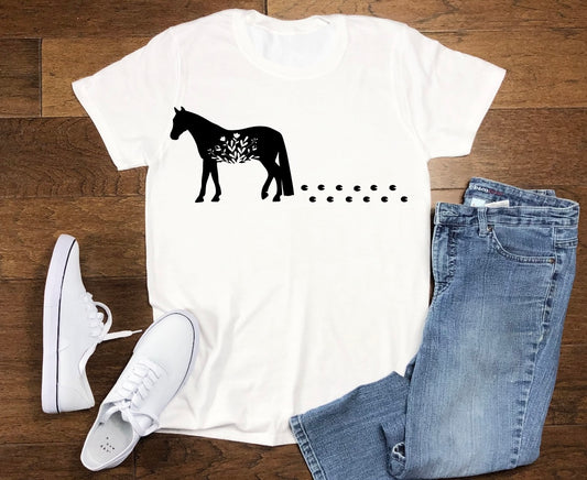 Horse crossing tshirt